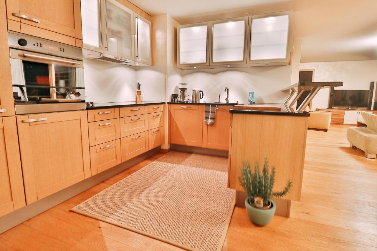 Seehaus Lake View 3-Bedroom Apartment Iseltwald Exterior foto